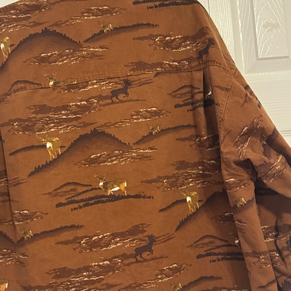 Columbia River Lodge Deer Jacket – XXL - Picture 6 of 10